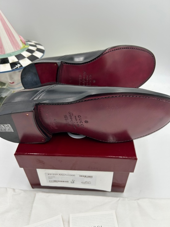 ***************Men’s Gucci Jasper Leather Derby Shoes.  Size 9.5/fits 10 US.